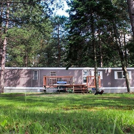 Algonquin'S Edge Resort Madawaska Eksteriør billede