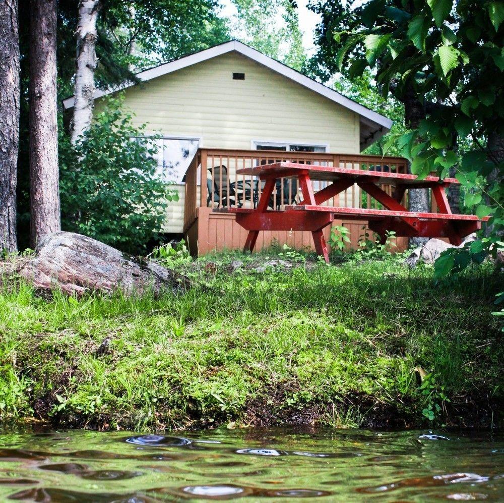Algonquin'S Edge Resort Madawaska Eksteriør billede